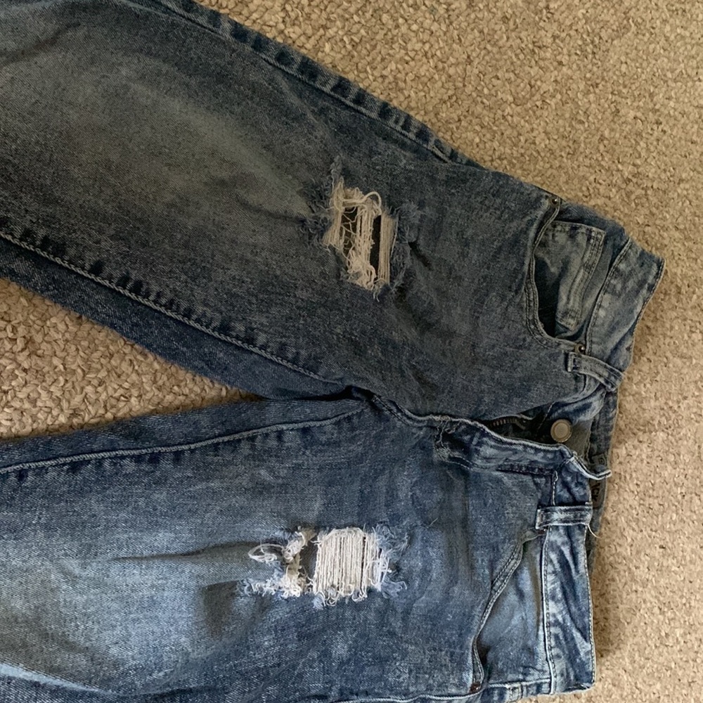 Jeans - Picture 2 of 5